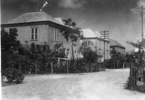 Archivo Nashonal - Van Leeuwen